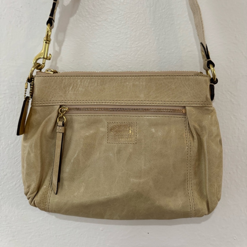 Coach Poppy Crossbody Bag Small Tan Distressed Leatherโ Gold Hardware (3783)